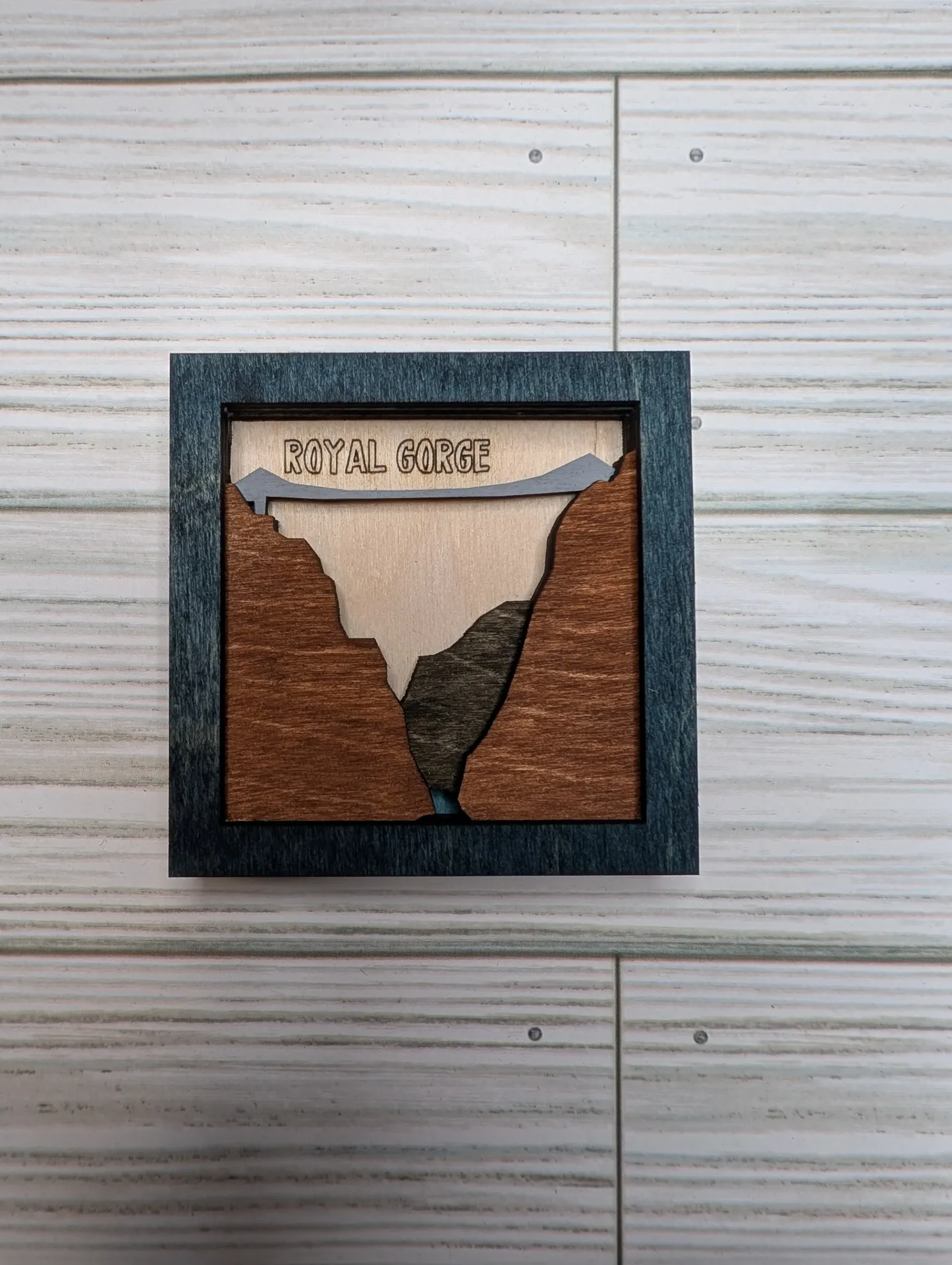 3" Bridge with River Magnet